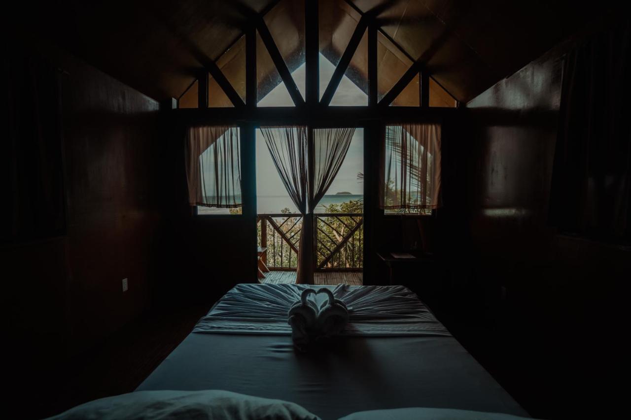 Cocovana Beach Resort (Adults Only) Busuanga Exteriör bild